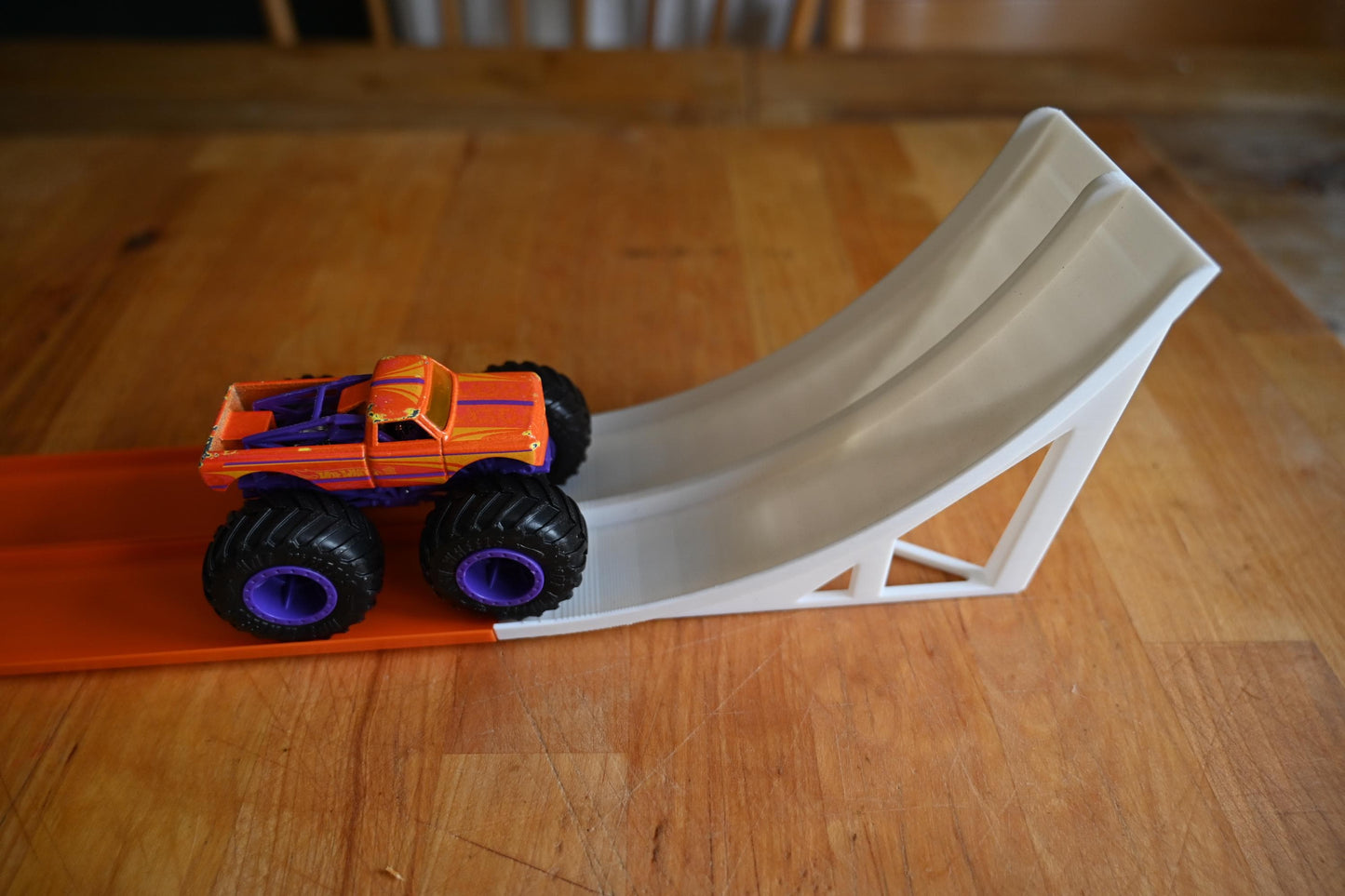 Monster Truck High Jump Track Connector: 2-Lane Hot Wheels Ramp