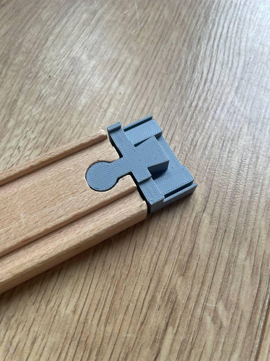 Thomas Tomy Track to Brio adaptor piece