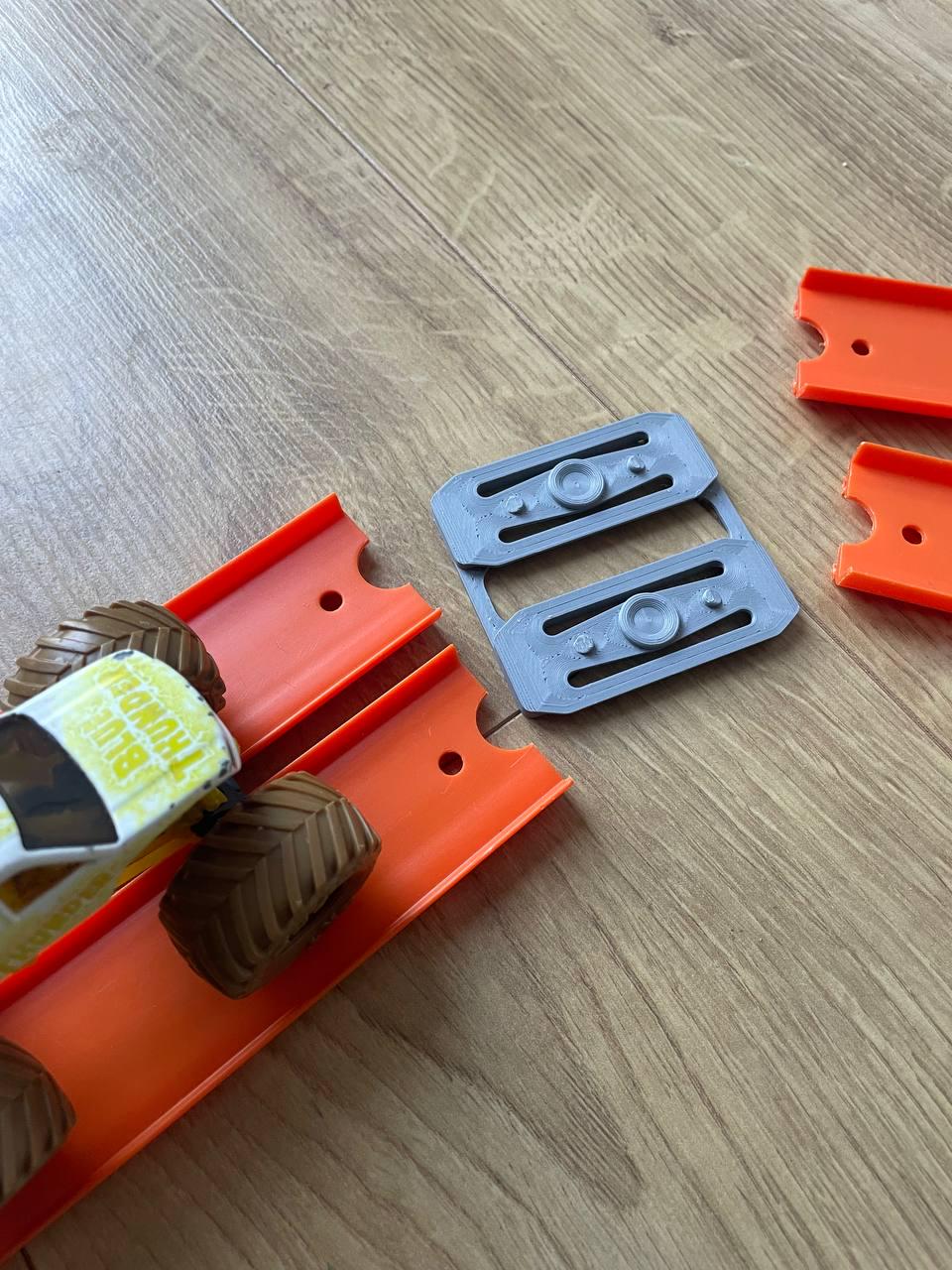 Hot Wheels Track Connector: Two-Lane & Monster Truck Compatible (Set of 4)