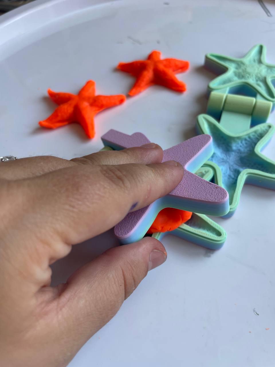 Starfish Sensory Mold: Montessori Play Dough & Kinetic Sand Toy